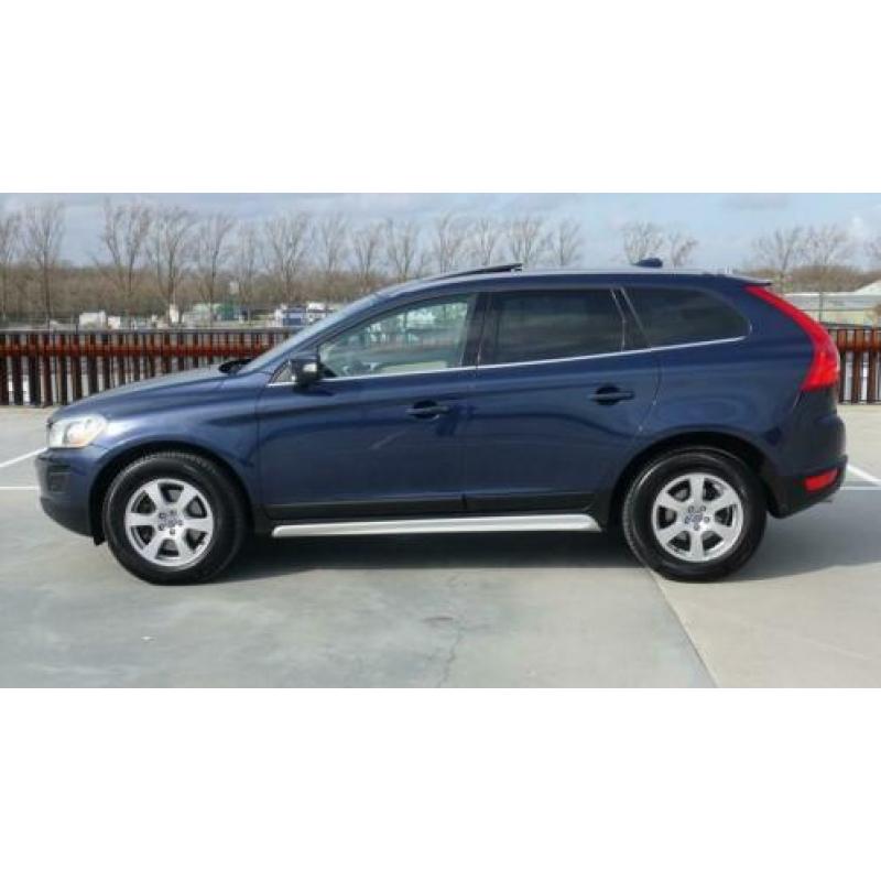 Volvo XC60 2.4 D5 AWD Summum | Panorama | Navi | Trekhaak
