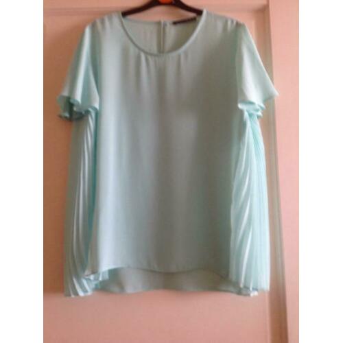 Leuke mintgroen blouse te koop. Maat 40. Top
