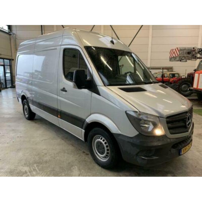 Mercedes-Benz Sprinter 316cdi l2h2 airco 69000k € 14.950,00