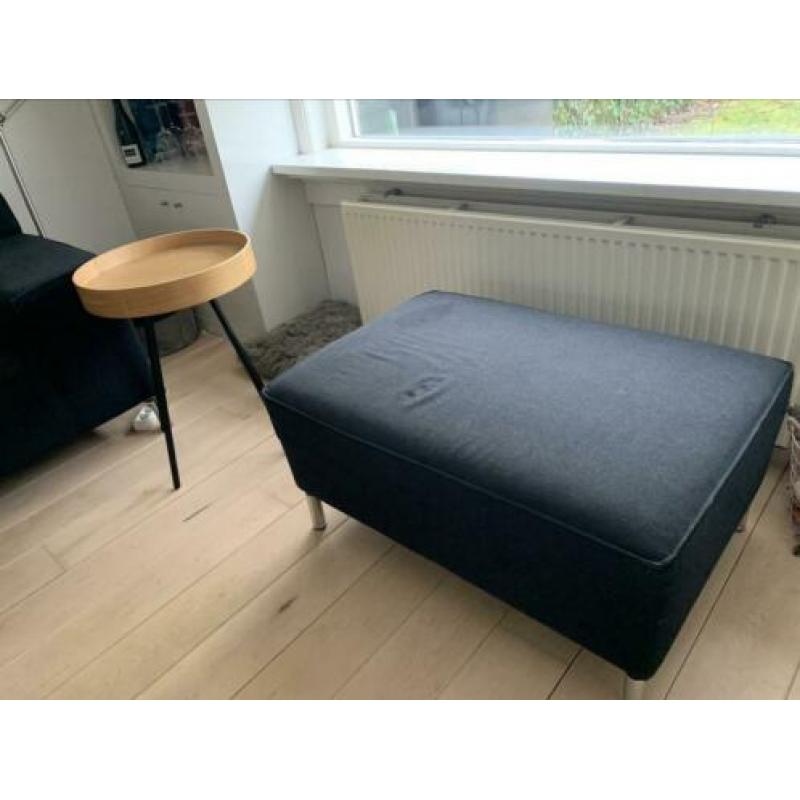 Drie zits bank met hocker, zwart/antraciet