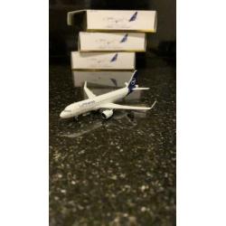 Lufthansa A320 neo pandamodel 1:400
