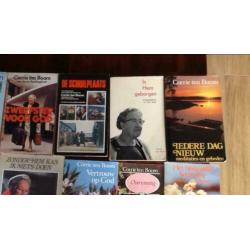 12 bundels/boeken Corrie ten Boom