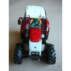 rode Lindner tractor