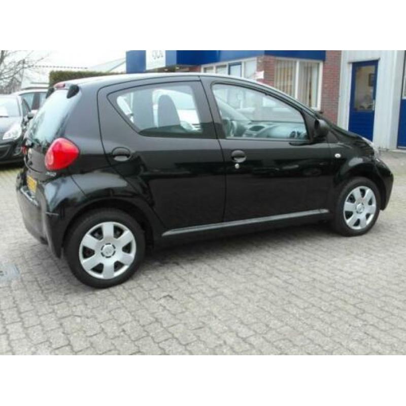 Toyota AYGO 1.0 12V VVT-I