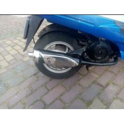 Peugeot Vclic blauw kenteken.