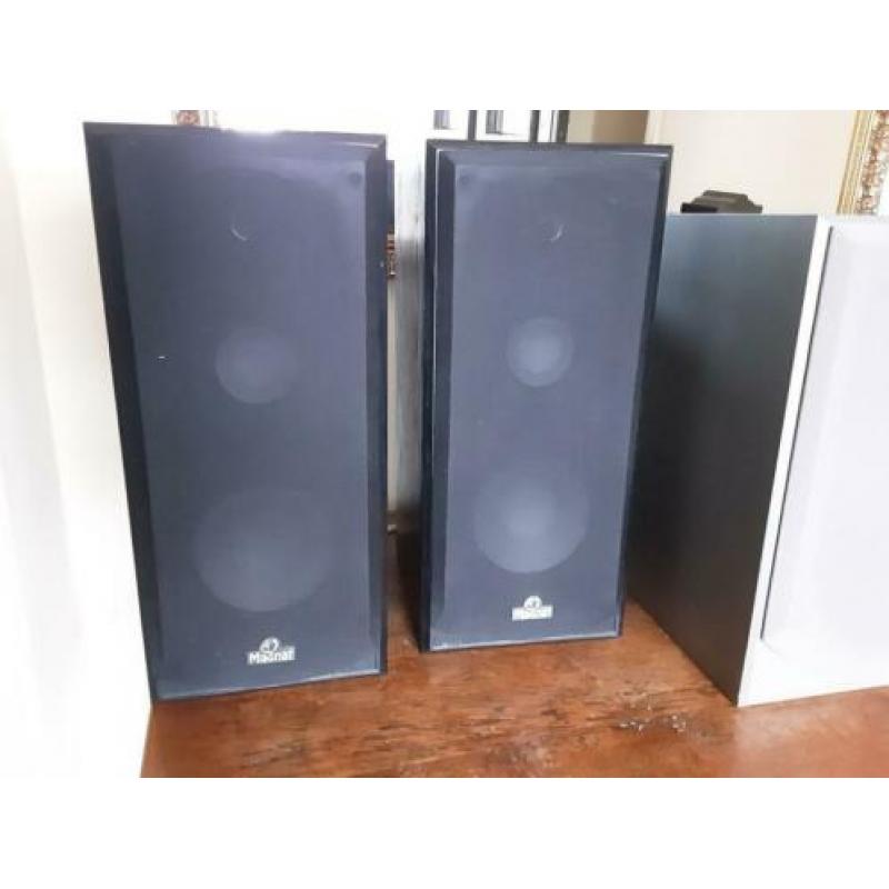 Stereo installatie met supwoofer , 2 boxen cd speler enz