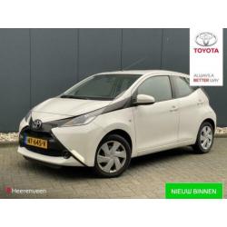 Toyota Aygo 1.0 VVT-i x-Play Climate Control
