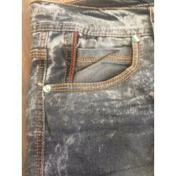 Aangeboden Gucci jeans Marmer stone edition maat 38