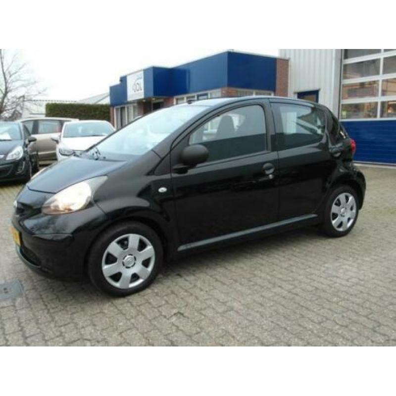 Toyota AYGO 1.0 12V VVT-I