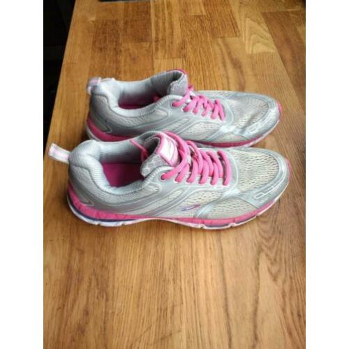 Grijze sneakers 36