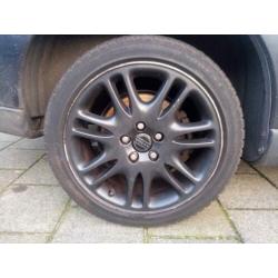Volvo V70 2001, velgen 17"