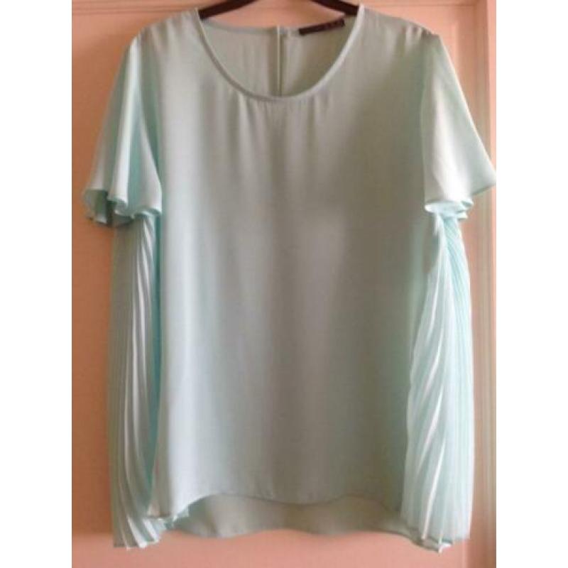Leuke mintgroen blouse te koop. Maat 40. Top