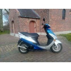 Peugeot Vclic blauw kenteken.