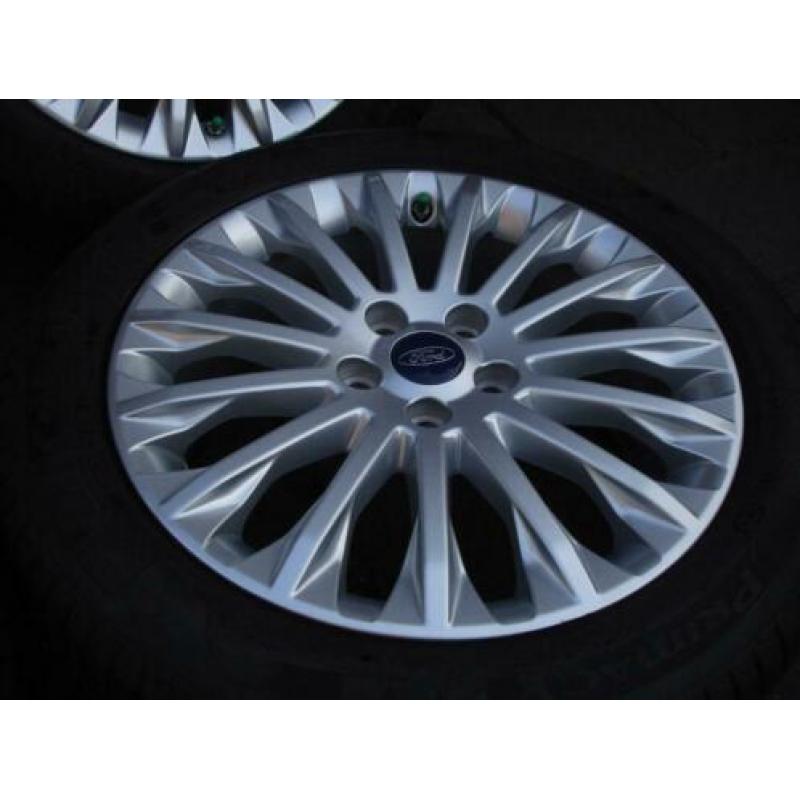 17 inch ORIGINELE FORD velgen met zomer banden 5x108