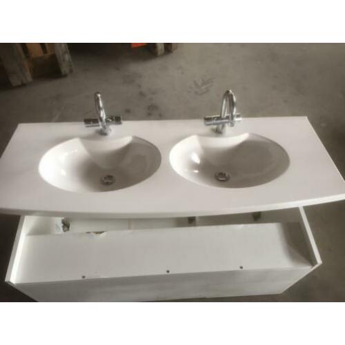 Wasbak incl kranen
