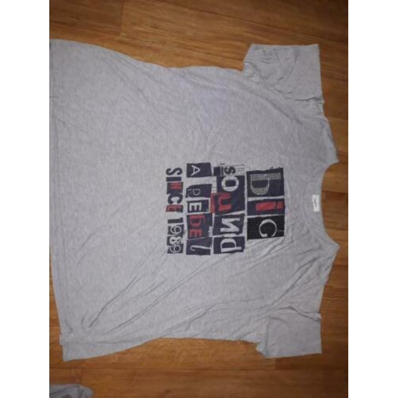 3 X Tshirt's   maat 52 yessica by c&a