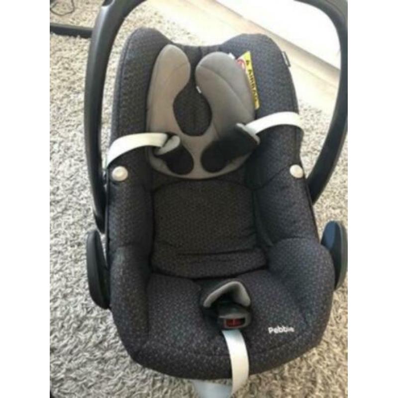Maxi cosi pebble in topstaat! Incl. Voetenzak en regenhoes