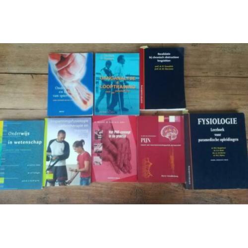 Fysiotherapie boeken te koop!