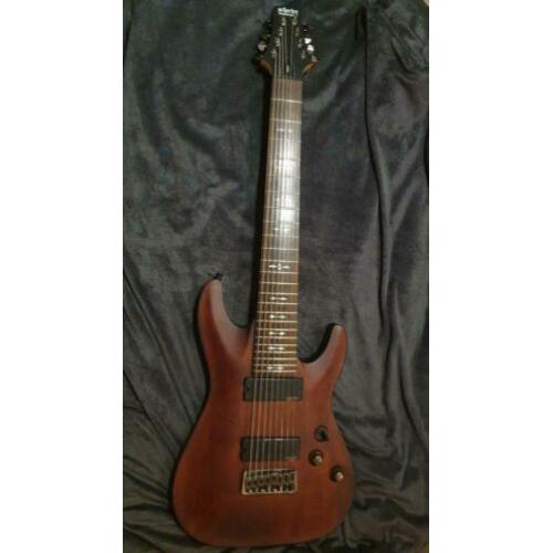 Schecter Omen-8 ( 8 snarig / 8 string )