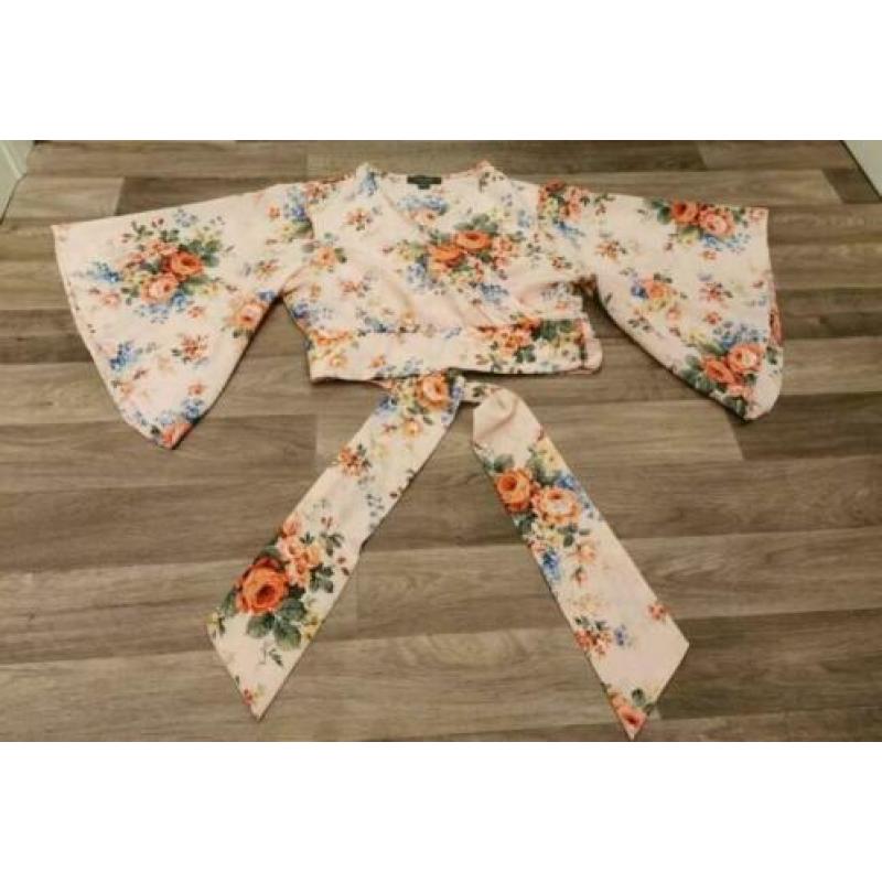 Bolero, wikkelblouse, maat 46 Roze bloemen (positiekleding)