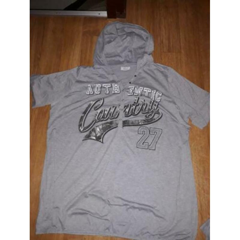 3 X Tshirt's   maat 52 yessica by c&a