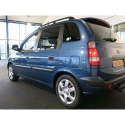 Hyundai Matrix 1.6i Active Cool Distributie vervangen