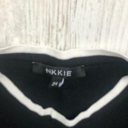 Nikkie tops