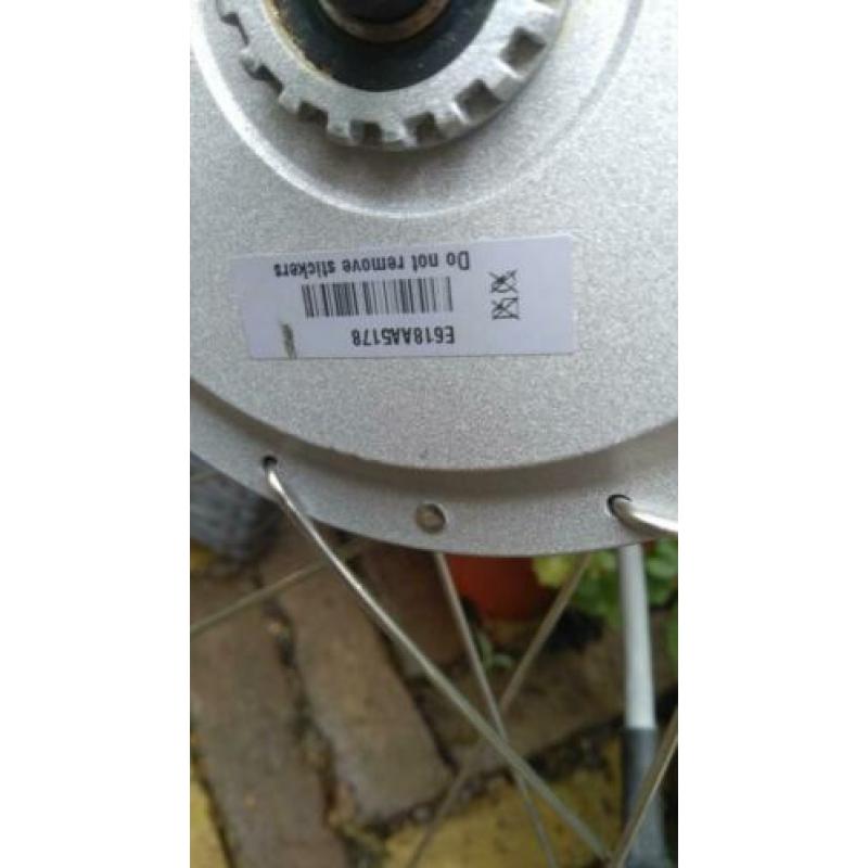 Gazelle innergy voorwiel motor ,5 pins nieuw