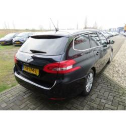 Peugeot 308 SW 1.6 BlueHDI Blue Lease Executive Pack Creme L