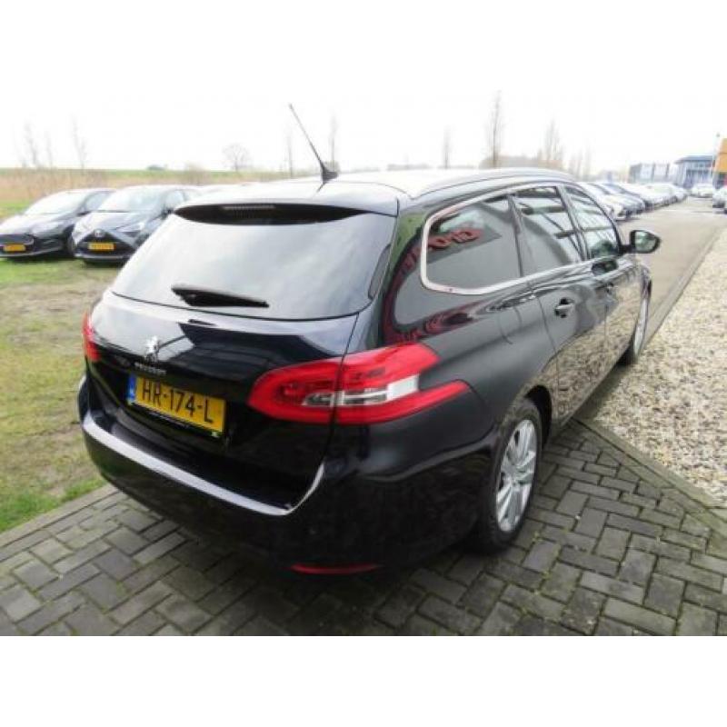 Peugeot 308 SW 1.6 BlueHDI Blue Lease Executive Pack Creme L