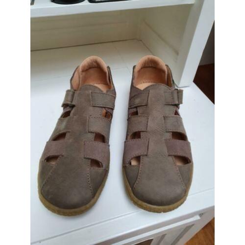 Taupe kleurige El natura Lista sandalen 37.