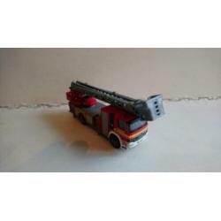 Siku Mercedes Brandweer draaibare uitschuifbare ladder 1841