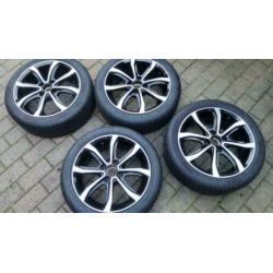 ZGAN Velgenset Kia Hyundai. 15 inch. Vredestein Sportrac.