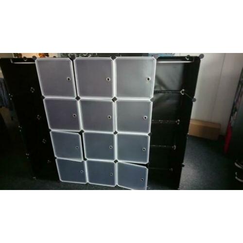Modulaire kast met 14 compartimenten zwart en wit