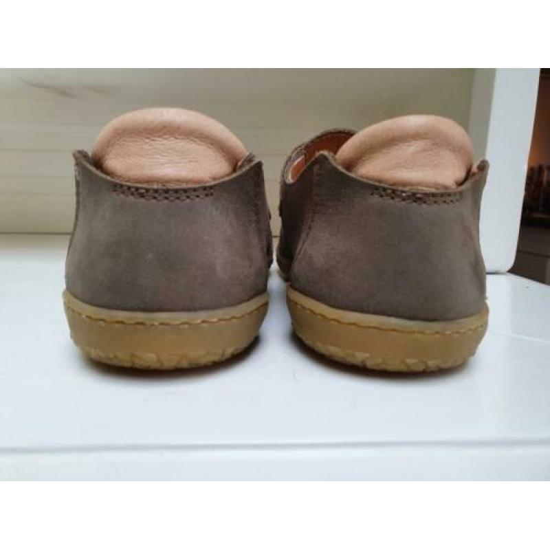 Taupe kleurige El natura Lista sandalen 37.