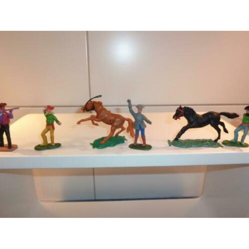 Cowboys , indianen en paarden (Swoppets?) en andere merken.