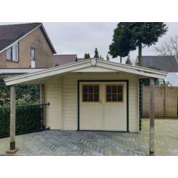 Tuinhuisje met openslaande deuren