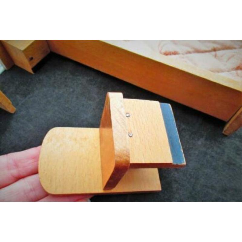 Slaapkamer jrn 50~Hadenu~Poppenhuis~Ledikant~Bed~Tafel Stoel