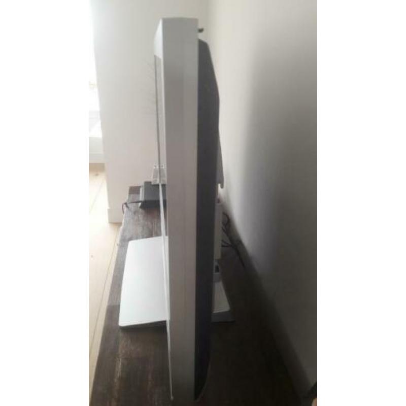 Panasonic TH-42PX8ES plasma TV. 42 inch/108 cm