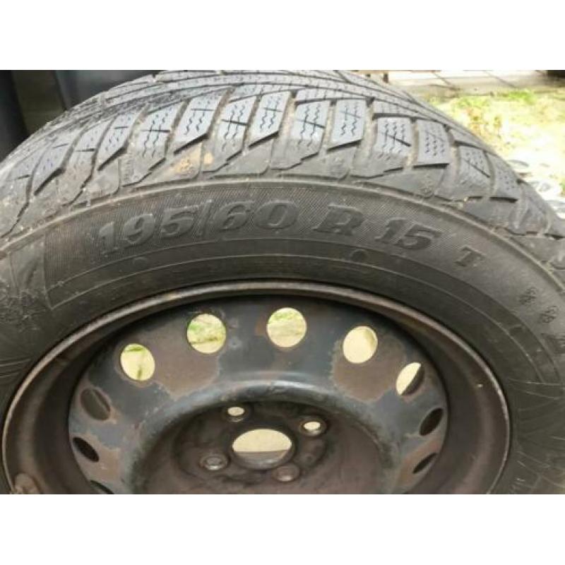 4 Winterbanden Viking Maat 195/60 r15