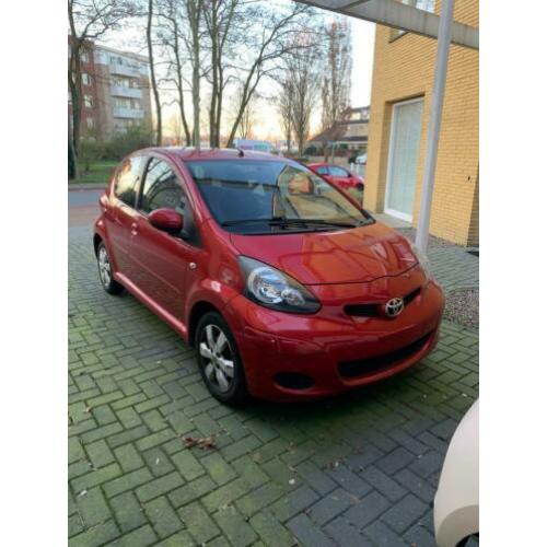 Toyota Aygo 1.0 12V Vvt-i 5DRS 2011