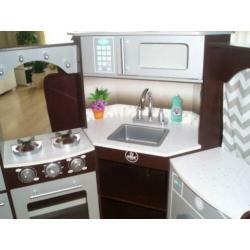 Kidkraft ultimate corner kitchen/ hoekkeuken