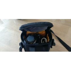 JVC Everio camcorder met tas.