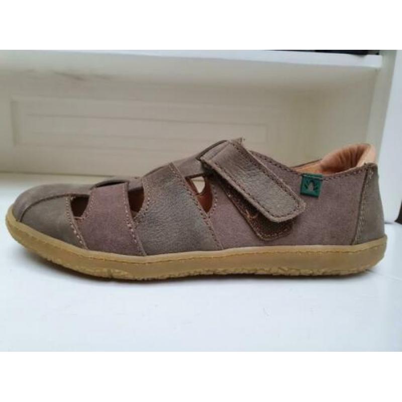 Taupe kleurige El natura Lista sandalen 37.