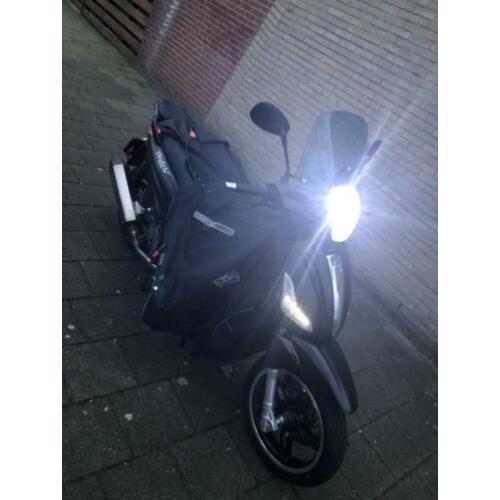Beverly 350 Police
