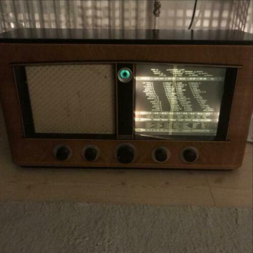 Vintage Erres radio