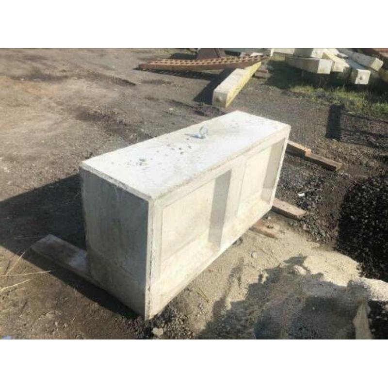 3 x 2 Mallen voor beton legoblokken (prijs er stuk)