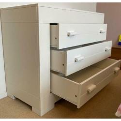 Commode Coming Kids