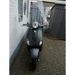 Vespa lx snor mat grijs metallic 4 takt