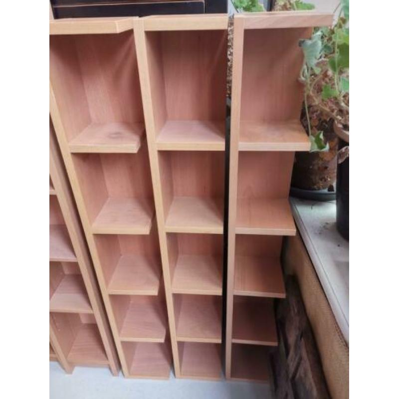 Cd kasten Ikea. 3 +3 in Dordrecht. Prijs €30,-